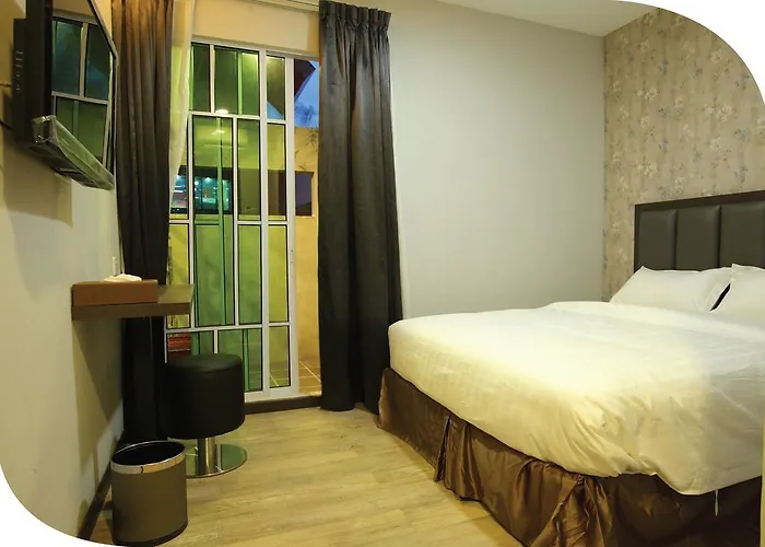 Eatern Hotel