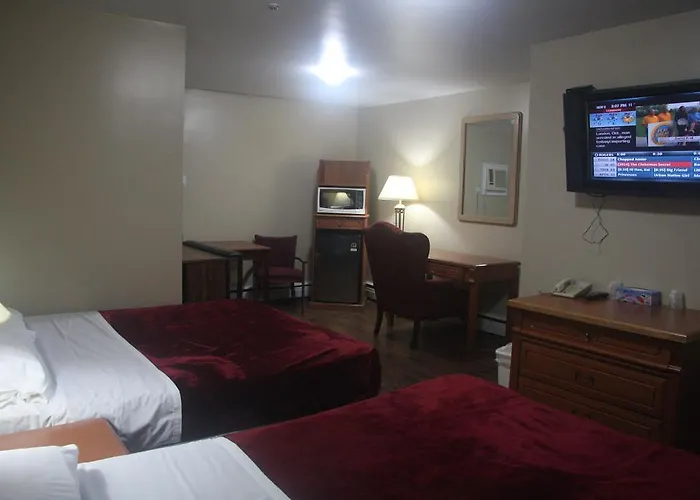 American Plaza Motel