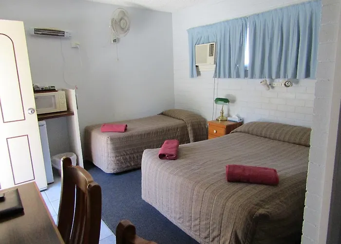 Beach Drive Motel
