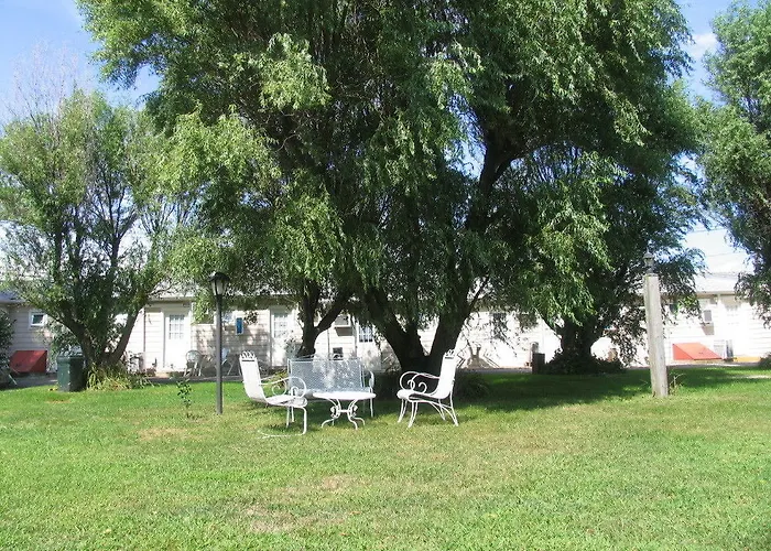 Southold Beach Motel