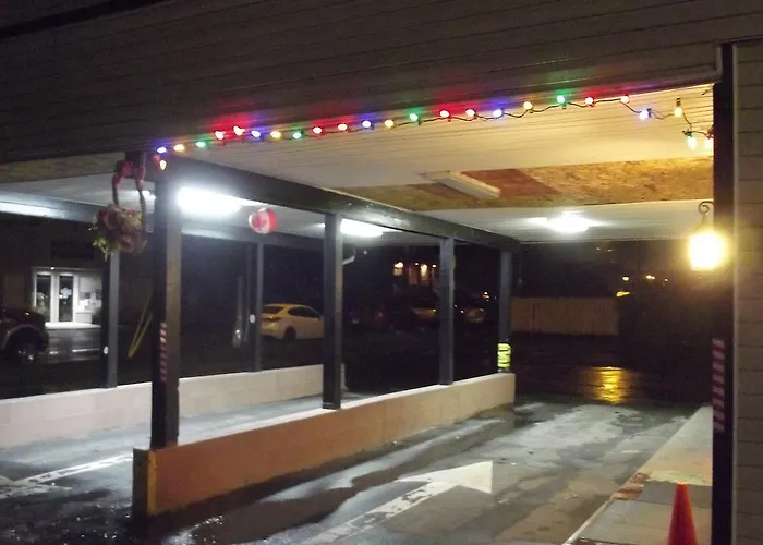 Squamish Budget Inn