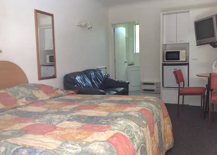 Breeze Motels
