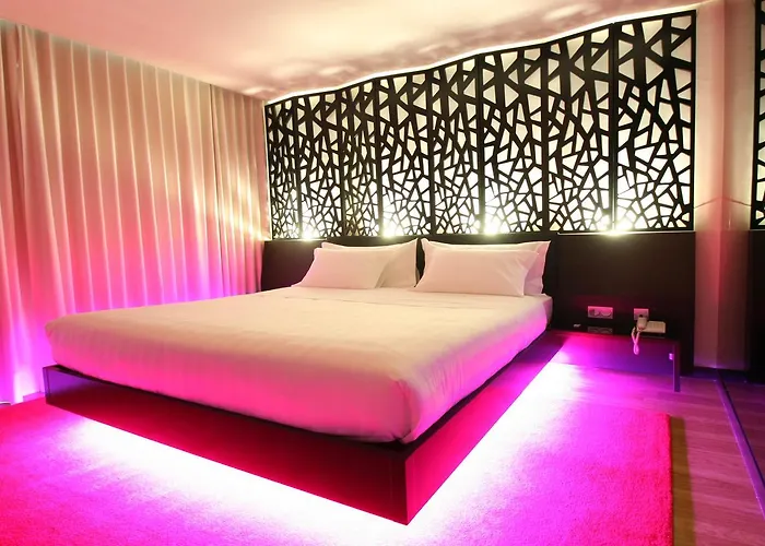 Silk Motel