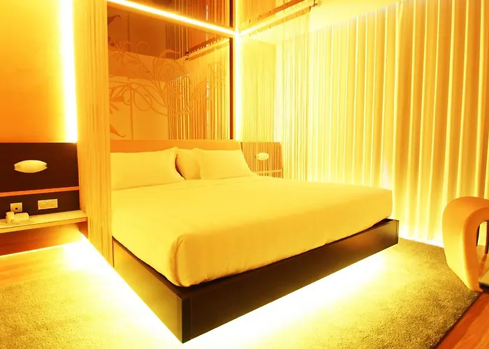 Silk Motel
