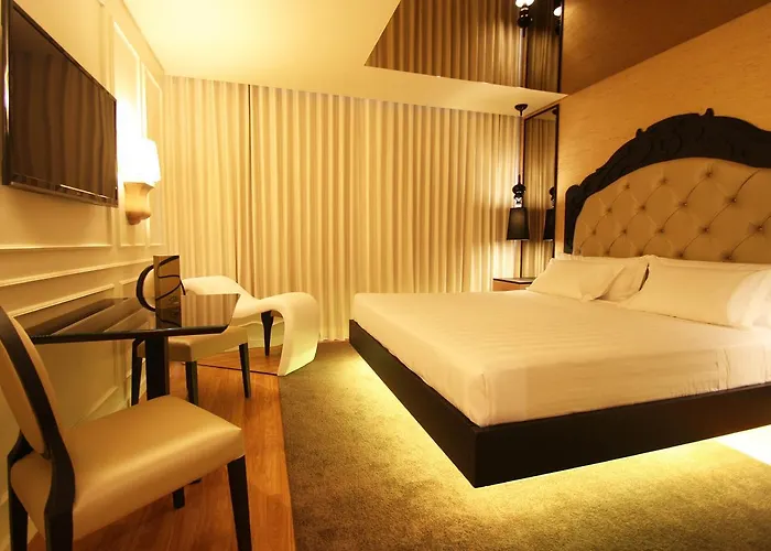 Silk Motel