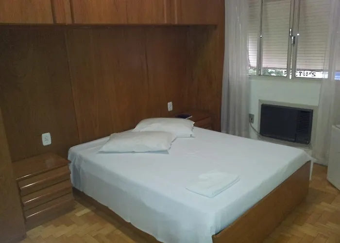 City Hotel Pf