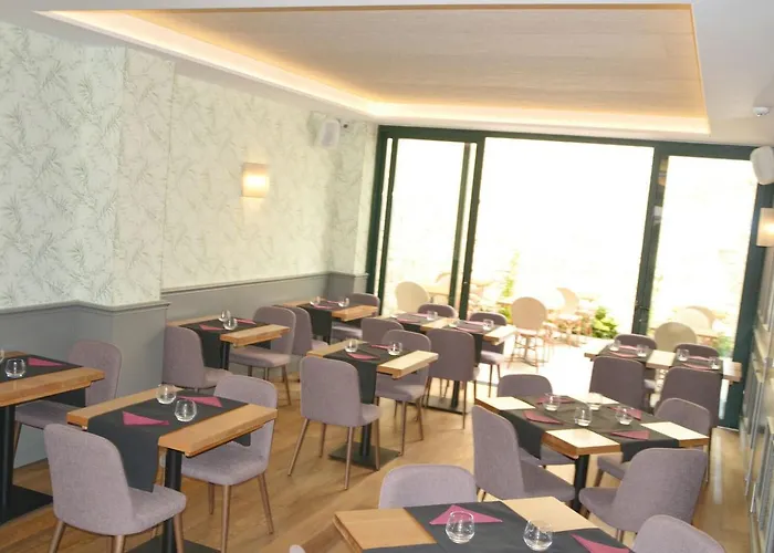 Jardi De Pedra (Adults Only)