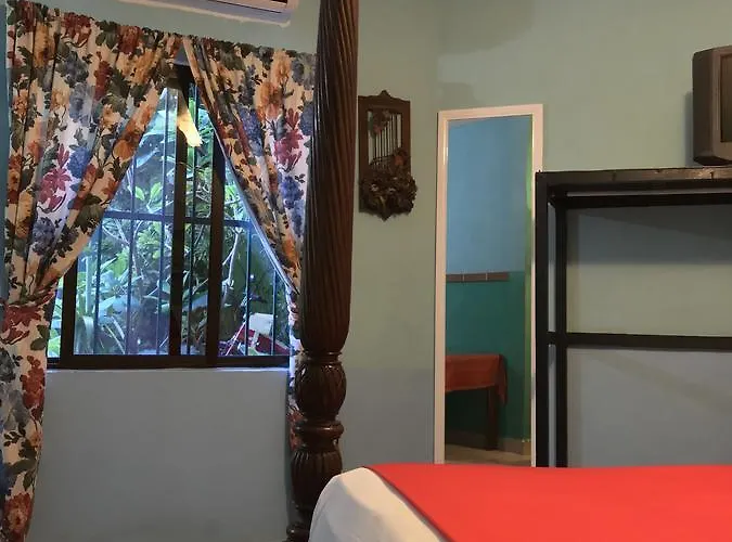 Hotel Colorado