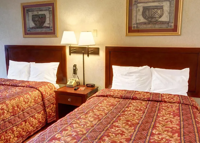 Red Carpet Inn By University Of Maryland