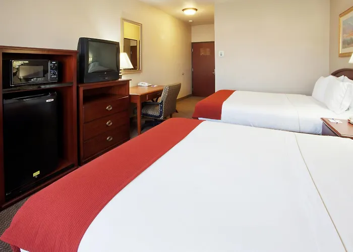 Holiday Inn Express- West Sacramento By Ihg