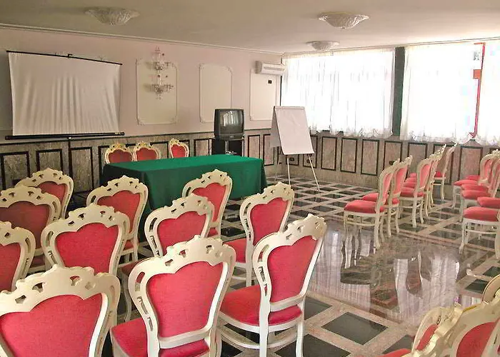 Hotel President