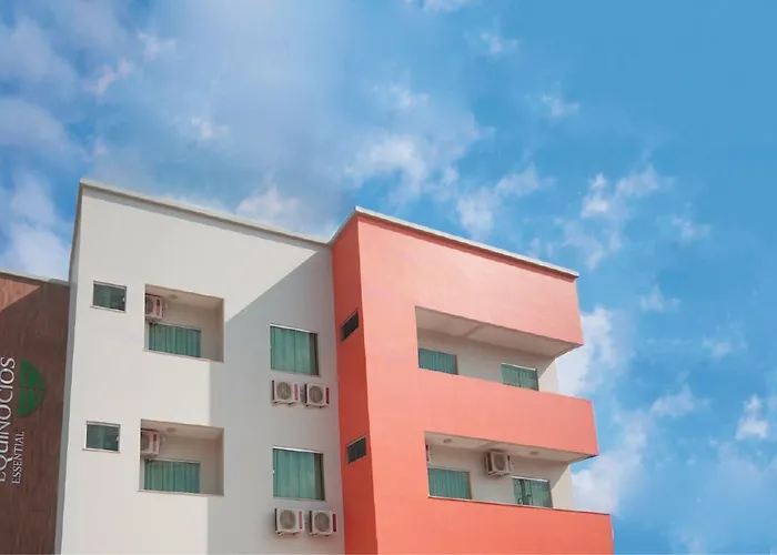 Hotel Equinocios Essential
