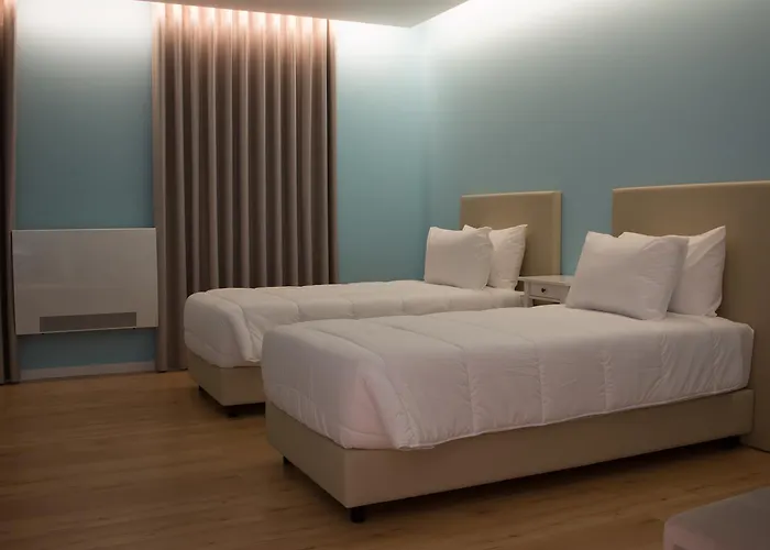 Feira Hostel & Suites
