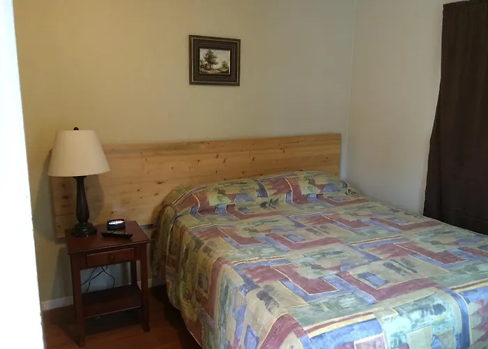 Riverside Court Rv And Cabins
