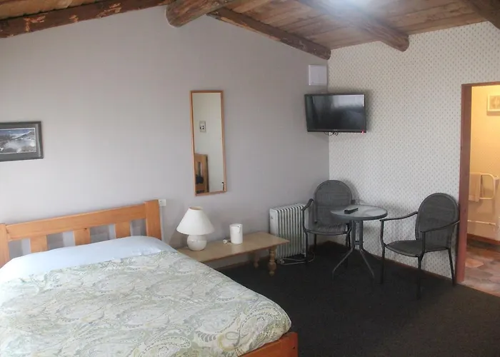 Barnyard Backpackers Te Anau