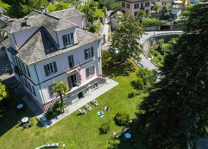 Wild Valley Hostel - Villa Edera