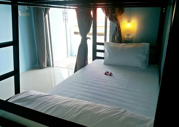 One One Hostel Patong