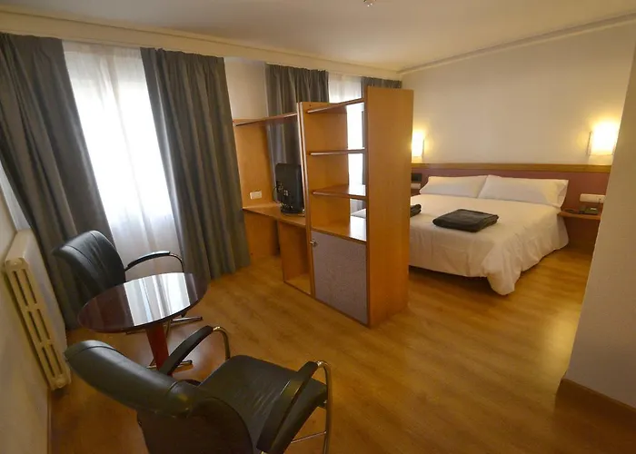 Hotel Brujas De Irues