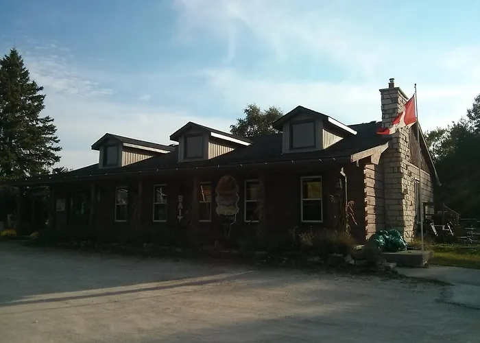 The Spirit Rock Outpost & Lodge