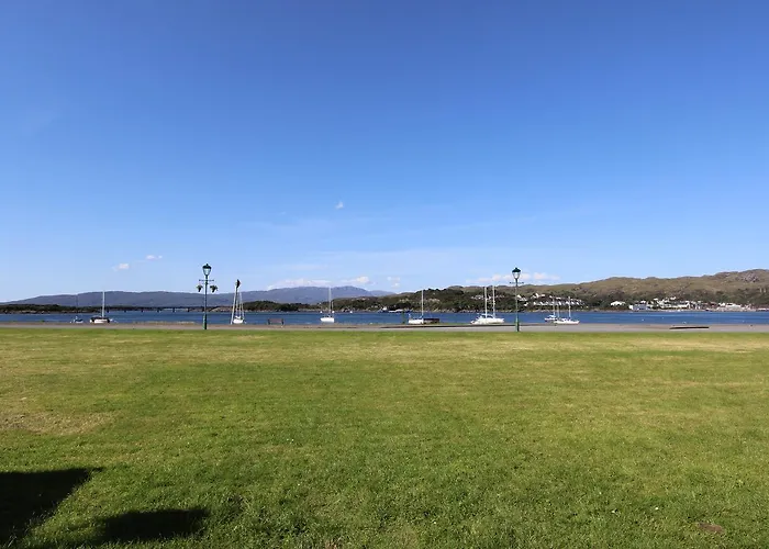 Skye Backpackers