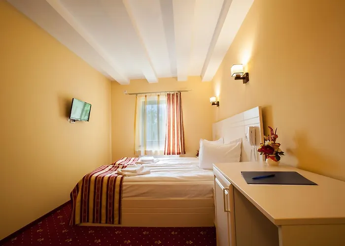 Extravagance Hotel