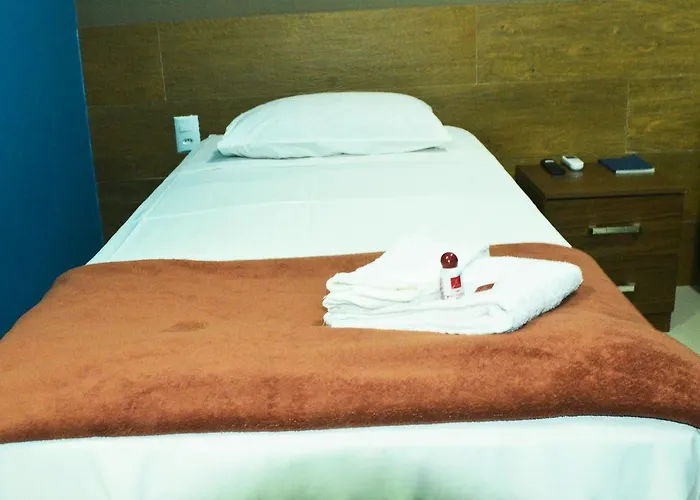 Bonjour Hotel