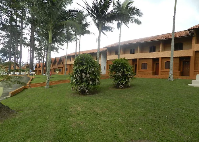 Eduardos Park Hotel - Próximo ao Animália