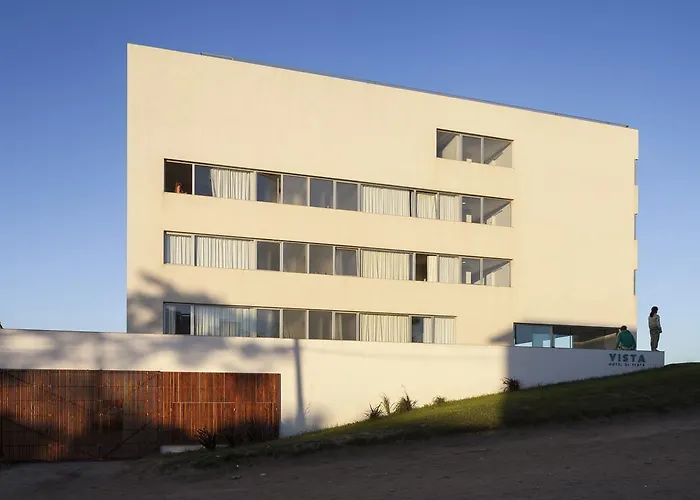 Vista Hotel