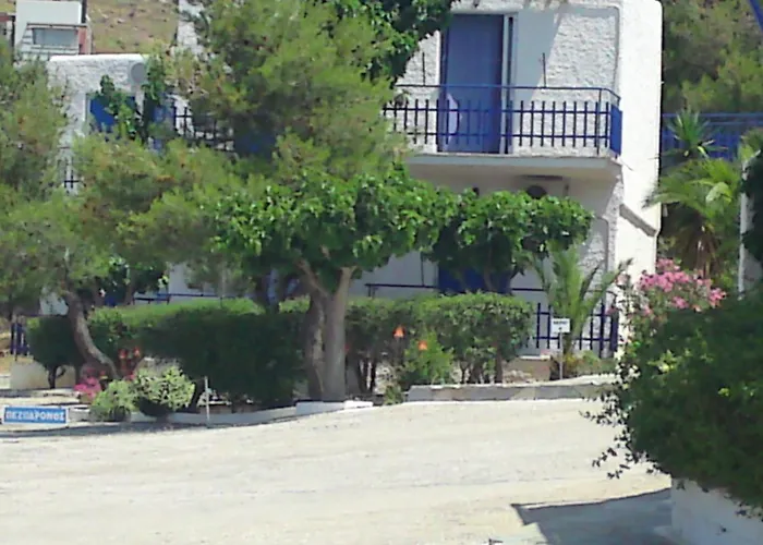 Aetos Beach Bungalows