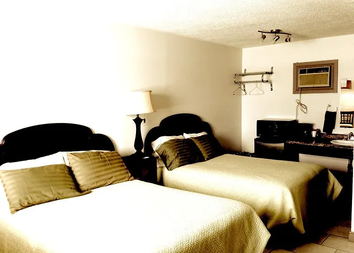 Chaparral Inn