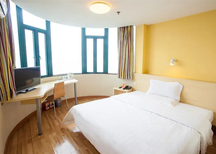 7Days Inn Nanjing Xuanwu Lake East Coach Terminal