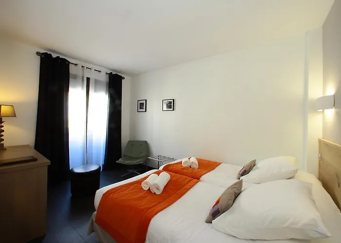 Hotel De Compostelle