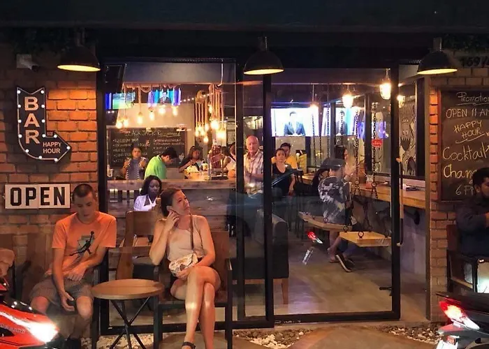 Blackjack Bar And Hostel