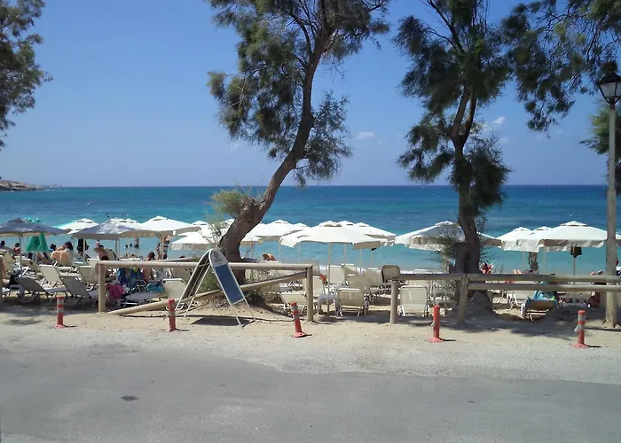 Naxos Hostel