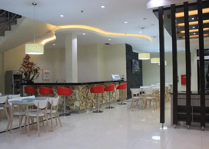 Green Garden Hotel