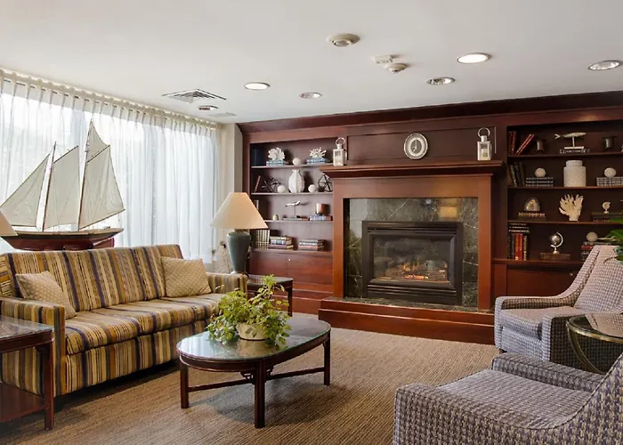 Ramada By Wyndham Boston