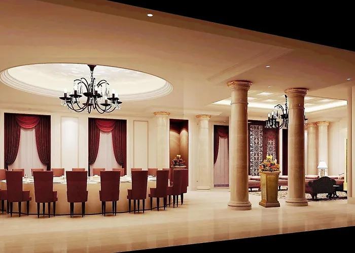 Liao Bin Paxton Vacances Hotel