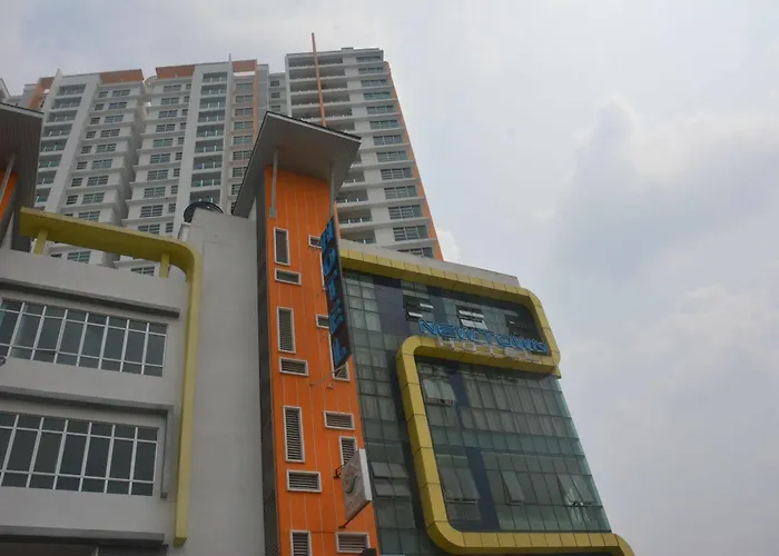 Newtown Hotel Puchong