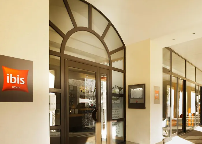 Ibis Versailles Chateau