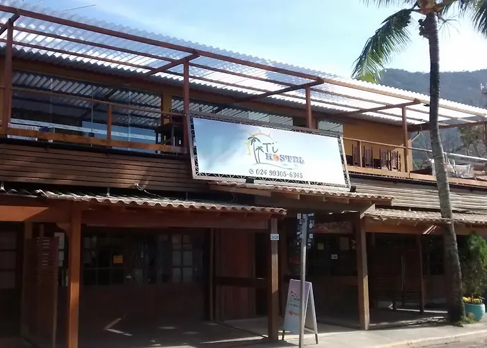 Ti Hostel Trindade Hospeda