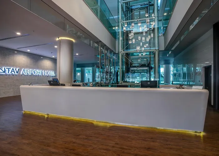Tav Airport Hotel Izmir