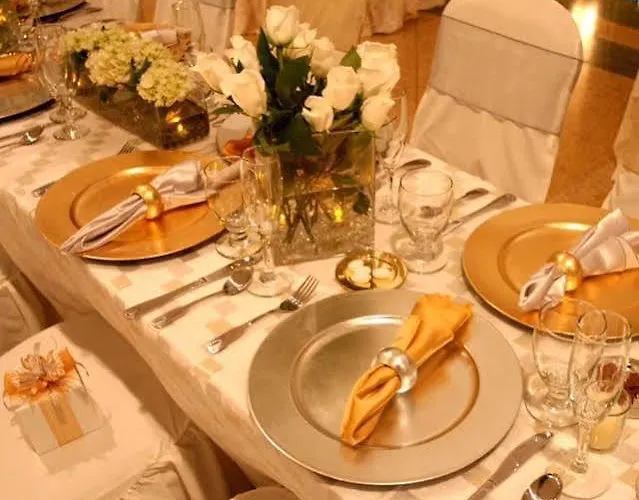 Faro Suites And Conference Center