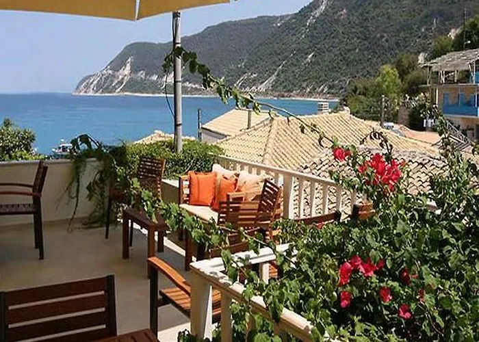 Ionis Hotel