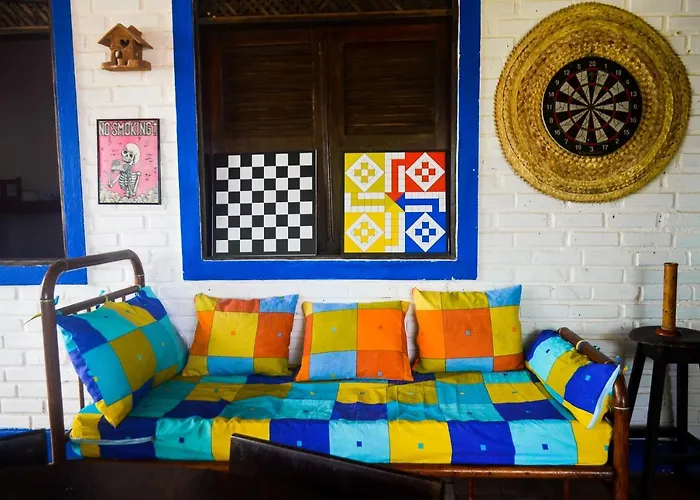 Hostel Ave Rara