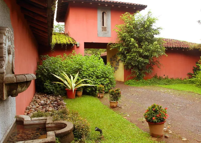 Hacienda La Isla Lodge