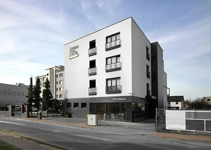 Lemon Plaza Hotel