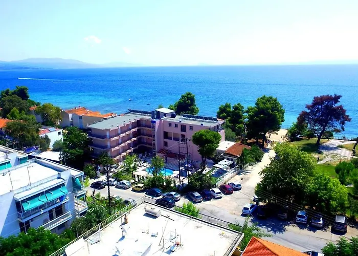Golden Beach Hotel