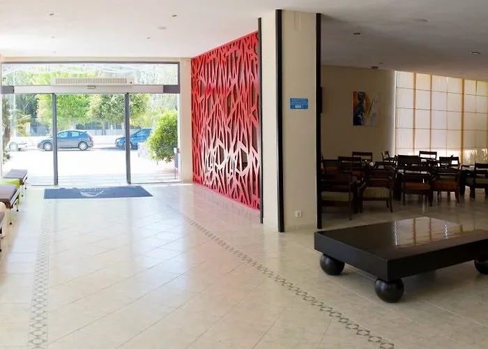 Hotel Pacific