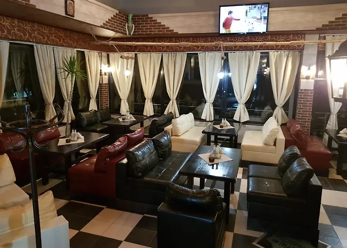 Tiara Hotel