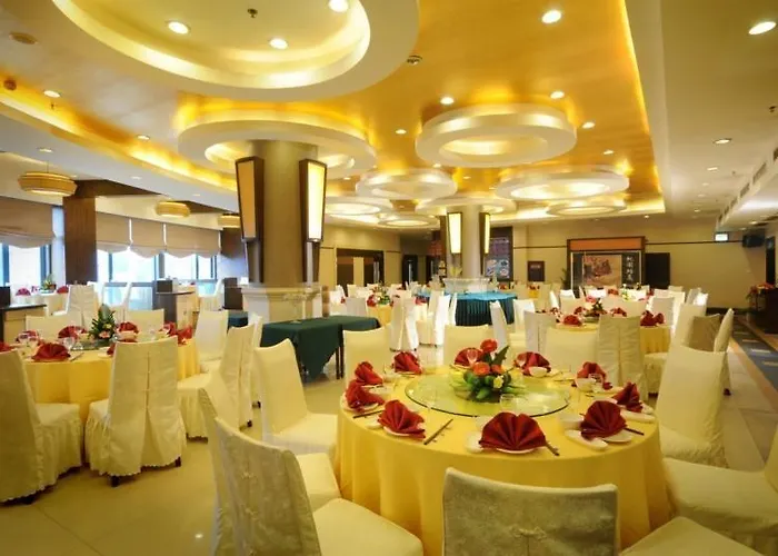 Universal House Hotel
